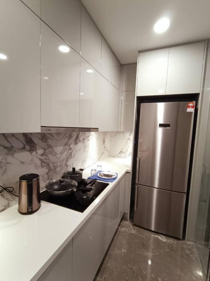 Platinum 2 New Kl Cbd New Luxury With Best Infinity View To Klcc Twin Towers Pool Kuala Lumpur